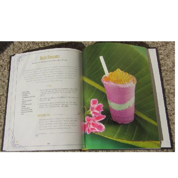 The Unofficial Harry Potter Cookbook & The Unofficial Disney Parks Cookbooks - Picture 3 of 6